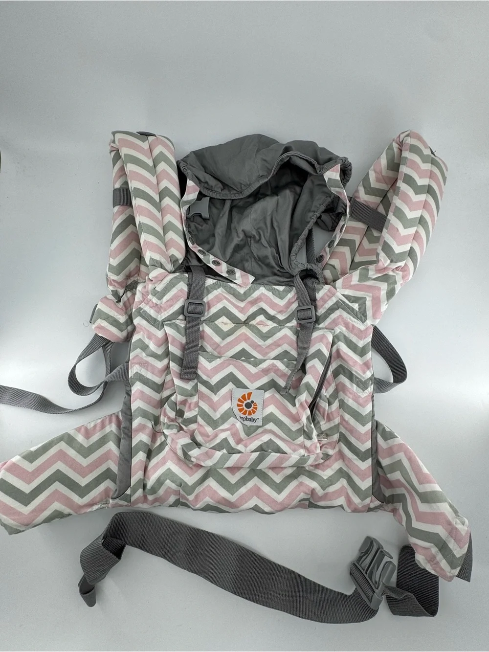 Ergo Original Carrier - Pink & Grey Chevron - SO Comfortable!